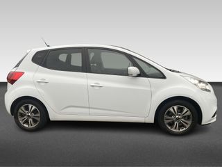 Voertuigafbeelding 8