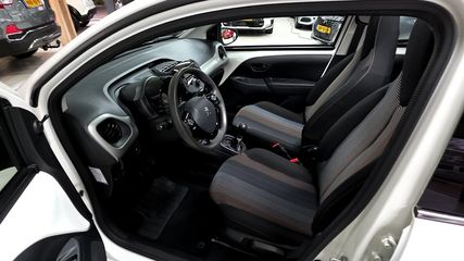 Voertuigafbeelding 13