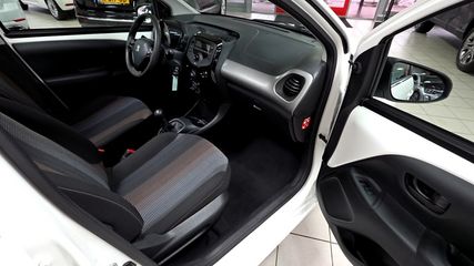 Voertuigafbeelding 18