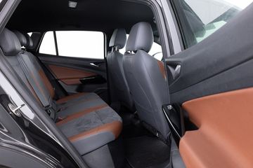 Voertuigafbeelding 6