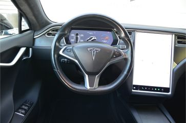 Voertuigafbeelding 12