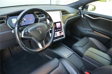 Voertuigafbeelding 8