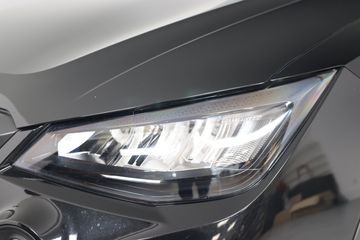 Voertuigafbeelding 24