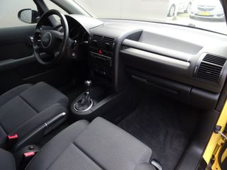 Voertuigafbeelding 4