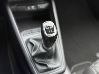 Voertuigafbeelding 25