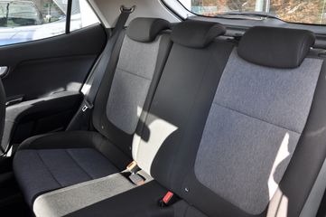 Voertuigafbeelding 4