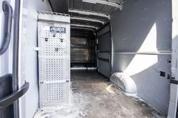 Voertuigafbeelding 15