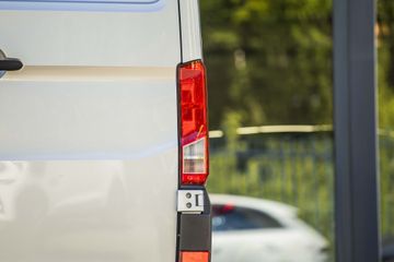 Voertuigafbeelding 6