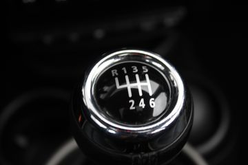 Voertuigafbeelding 25