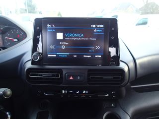 Voertuigafbeelding 16