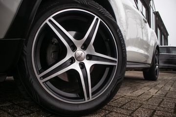 Voertuigafbeelding 12