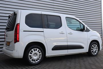 Voertuigafbeelding 8