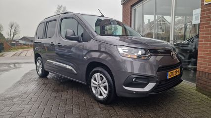 Voertuigafbeelding 6