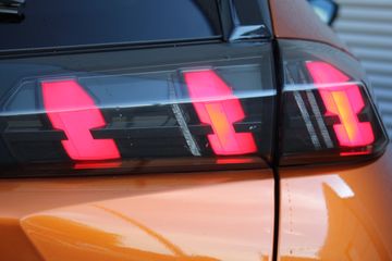 Voertuigafbeelding 5