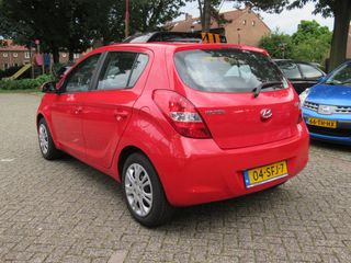 Voertuigafbeelding 3