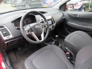 Voertuigafbeelding 4