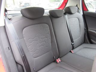 Voertuigafbeelding 6