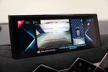 Voertuigafbeelding 6