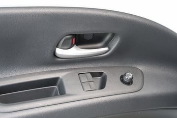 Voertuigafbeelding 13