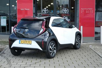 Voertuigafbeelding 3