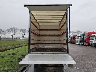 Voertuigafbeelding 11