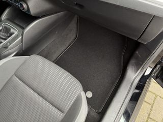 Voertuigafbeelding 32