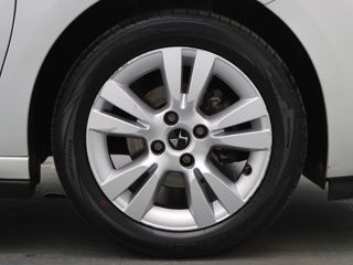 Voertuigafbeelding 25