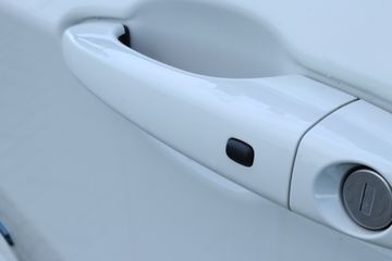 Voertuigafbeelding 9