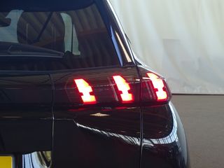 Voertuigafbeelding 35