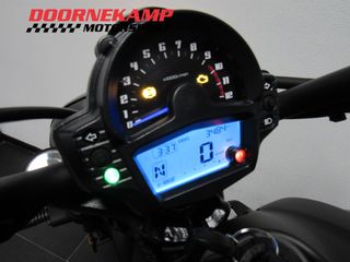 Voertuigafbeelding 6