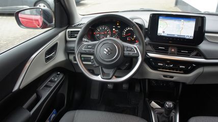 Voertuigafbeelding 6