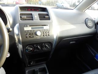 Voertuigafbeelding 13