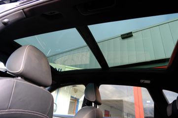 Voertuigafbeelding 24