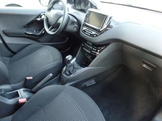 Voertuigafbeelding 12