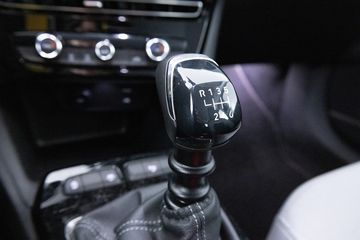 Voertuigafbeelding 12