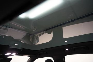 Voertuigafbeelding 4