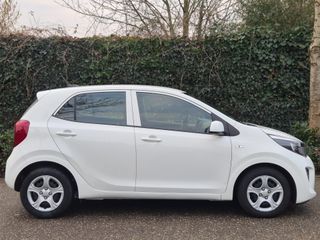 Voertuigafbeelding 6