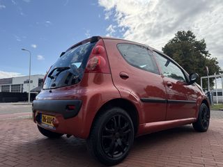 Voertuigafbeelding 3