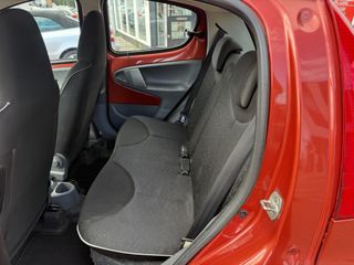 Voertuigafbeelding 6