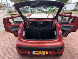 Voertuigafbeelding 70