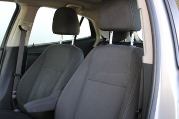 Voertuigafbeelding 8