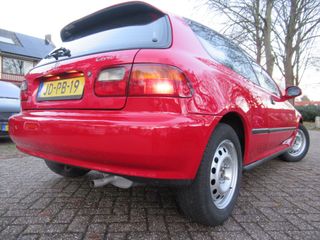 Voertuigafbeelding 32