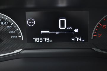 Voertuigafbeelding 12