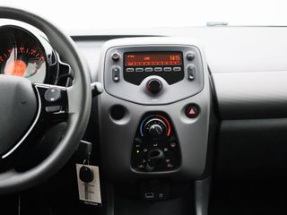 Voertuigafbeelding 8