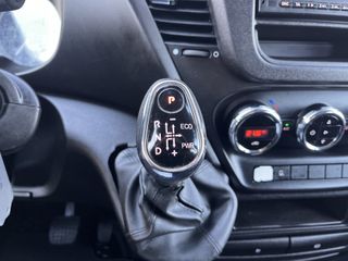 Voertuigafbeelding 35