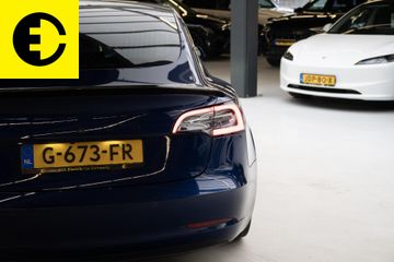 Voertuigafbeelding 9