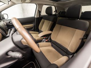 Voertuigafbeelding 13