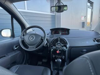 Voertuigafbeelding 2