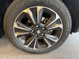 Voertuigafbeelding 5