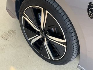 Voertuigafbeelding 9